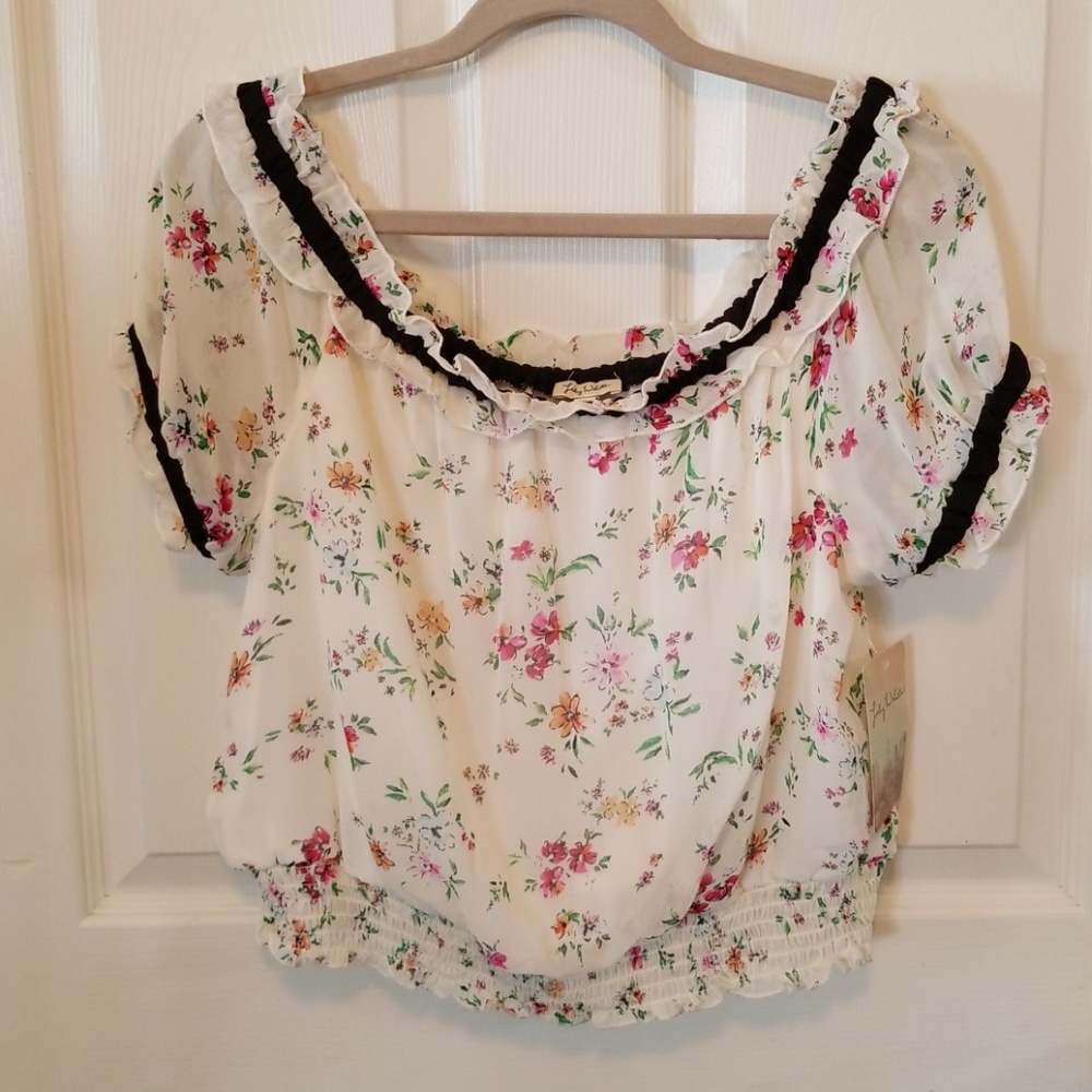 Lily white flowy floral peasant top